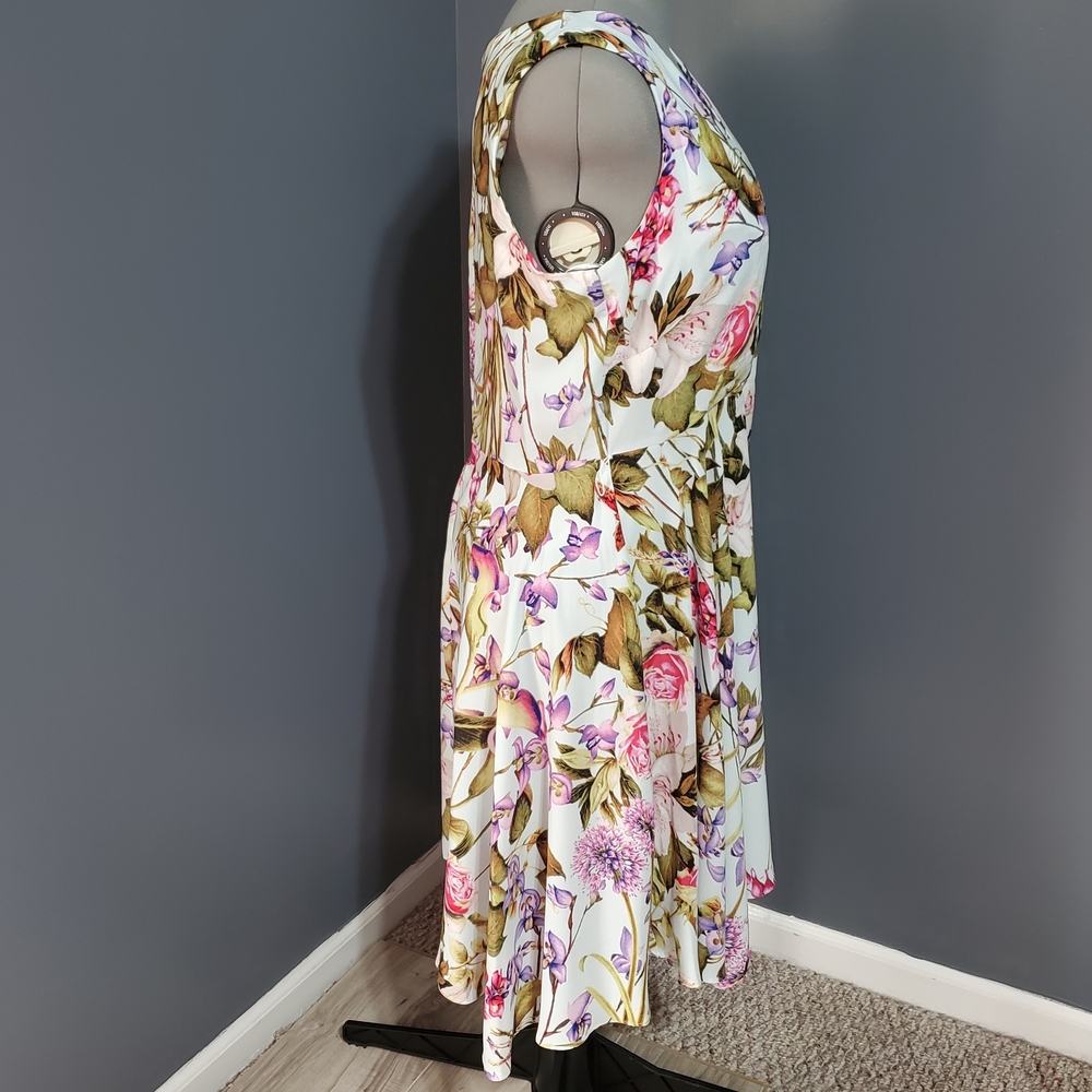 NWT DN Design Floral V-Neck Midi Dress Asymmetrical Hem Women's Size 16 - Picture 4 of 8